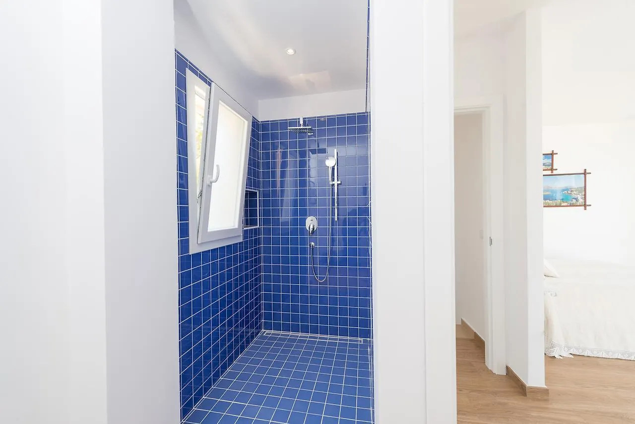 Seira Villa Sant Elm 0*,  Spain